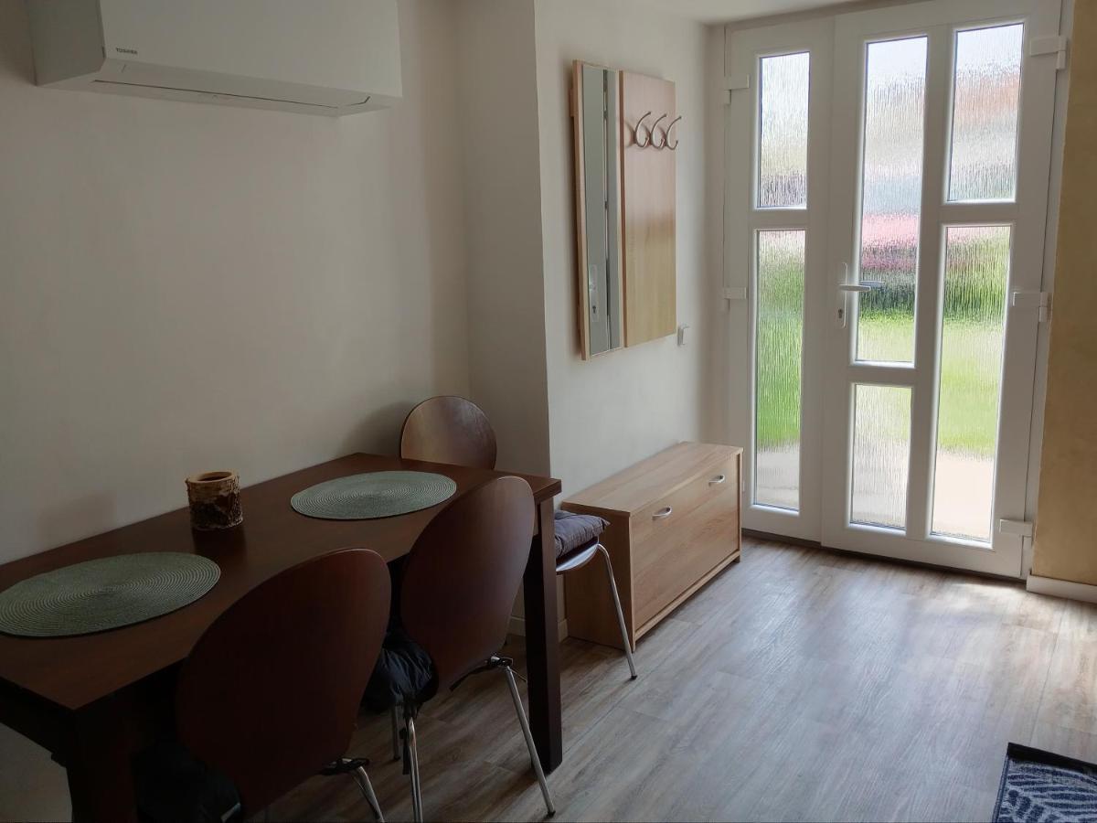 Apartman Marie Polepy Exterior photo